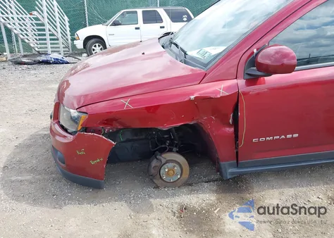 2015 Jeep Compass Latitude from USA, damaged, VIN 1C4NJDEBXFD333215